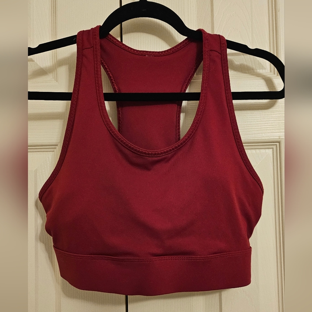 Fabletics Burgundy Sports Bra. Size Large. Exercise, Fitness. Workout.